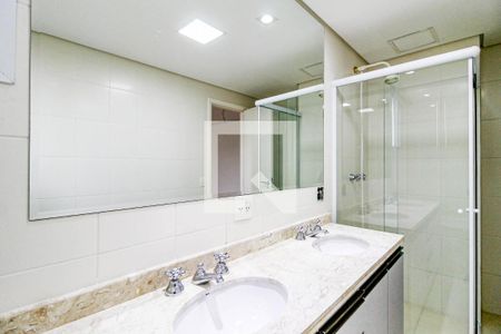 Apartamento para alugar com 186m², 2 quartos e 4 vagas Apartamento para alugar com 186m², 2 quartos e 4 vagasBanheiro Suíte 2