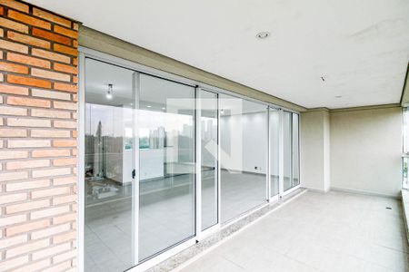 Apartamento para alugar com 186m², 2 quartos e 4 vagas Apartamento para alugar com 186m², 2 quartos e 4 vagasVaranda