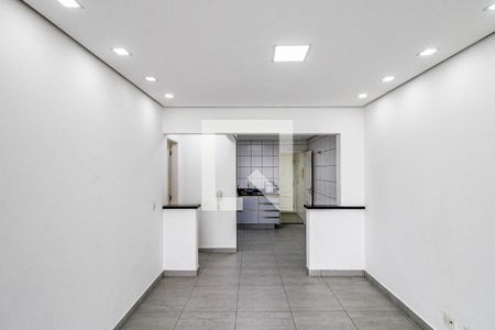 Apartamento para alugar com 186m², 2 quartos e 4 vagas Apartamento para alugar com 186m², 2 quartos e 4 vagasSala de jantar