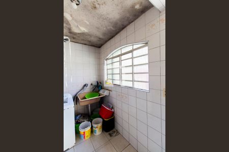 Casa à venda com 341m², 2 quartos e 3 vagas Casa à venda com 341m², 2 quartos e 3 vagasÁrea de Serviço