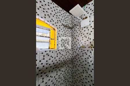 Casa à venda com 341m², 2 quartos e 3 vagas Casa à venda com 341m², 2 quartos e 3 vagasBanheiro