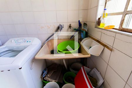 Casa à venda com 341m², 2 quartos e 3 vagas Casa à venda com 341m², 2 quartos e 3 vagasÁrea de Serviço