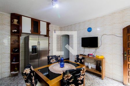 Casa à venda com 341m², 2 quartos e 3 vagas Casa à venda com 341m², 2 quartos e 3 vagasCozinha