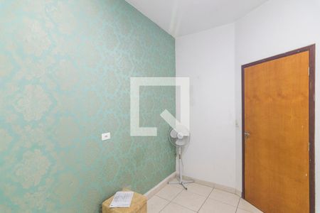 Casa à venda com 180m², 3 quartos e 4 vagasQuarto de Serviço