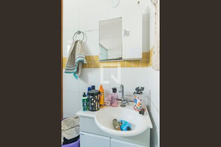 Casa à venda com 180m², 3 quartos e 4 vagasBanheiro da suite 2