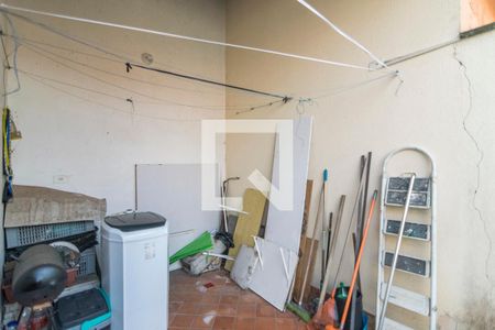 Casa à venda com 180m², 3 quartos e 4 vagasÁrea de Serviço