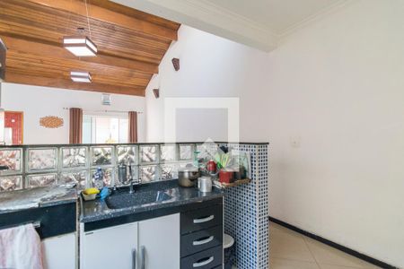 Casa à venda com 180m², 3 quartos e 4 vagasCozinha