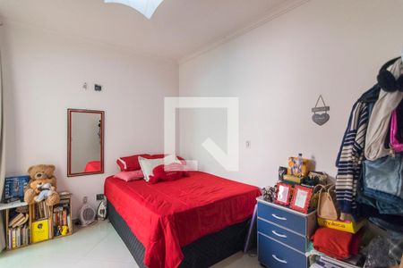 Casa à venda com 180m², 3 quartos e 4 vagasQuarto 2 Suite