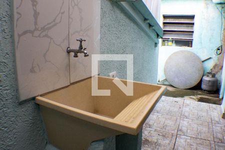 Casa para alugar com 26m², 1 quarto e sem vagaÁrea de Serviço