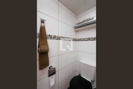 Casa à venda com 150m², 4 quartos e 4 vagasBanheiro social 1 - 1° casa