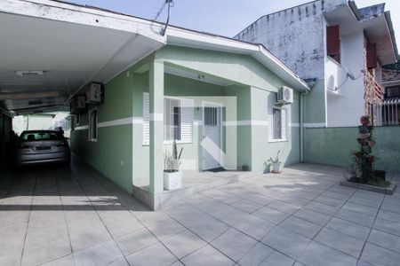 Casa à venda com 150m², 4 quartos e 4 vagasPatio