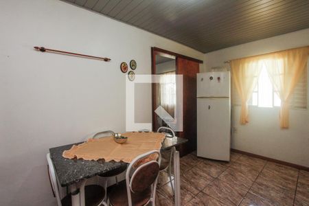 Casa à venda com 150m², 4 quartos e 4 vagasCozinha - 2° casa