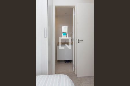 Apartamento à venda com 57m², 2 quartos e 1 vagaBanheiro da Suíte