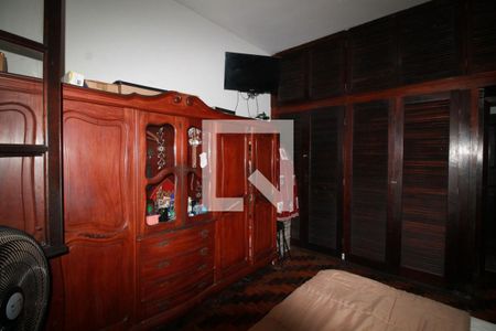 Casa à venda com 450m², 5 quartos e 2 vagasQuarto 5 - Suíte