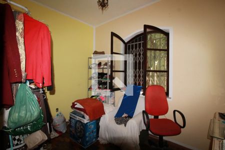 Casa à venda com 450m², 5 quartos e 2 vagasQuarto 4