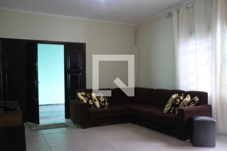 Sala de casa à venda com 4 quartos, 350m² em Itaquera, São Paulo