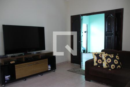 Sala de casa à venda com 4 quartos, 350m² em Itaquera, São Paulo