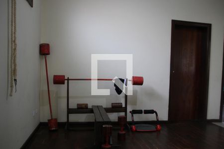 sala de ginastica de casa à venda com 4 quartos, 350m² em Itaquera, São Paulo
