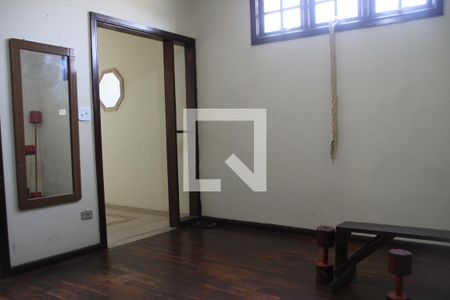 sala de ginastica de casa à venda com 4 quartos, 350m² em Itaquera, São Paulo