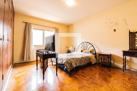 Casa para alugar com 379m², 5 quartos e 2 vagasSuíte 1