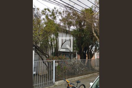 Casa para alugar com 379m², 5 quartos e 2 vagasFachada