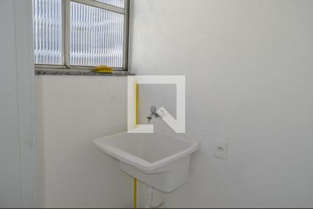 Apartamento à venda com 58m², 3 quartos e 1 vagaÁrea de Serviço