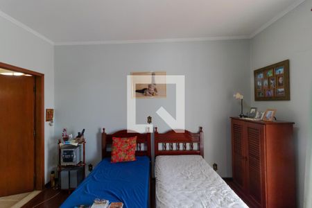 Casa à venda com 363m², 4 quartos e 6 vagas Casa à venda com 363m², 4 quartos e 6 vagasSuíte 01