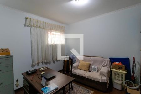 Casa à venda com 363m², 4 quartos e 6 vagas Casa à venda com 363m², 4 quartos e 6 vagasQuarto 01