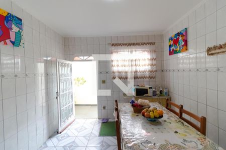 Casa à venda com 363m², 4 quartos e 6 vagas Casa à venda com 363m², 4 quartos e 6 vagasCopa