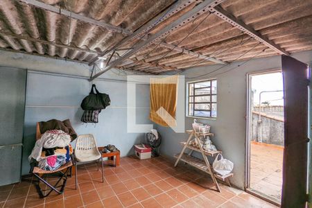 Casa à venda com 125m², 2 quartos e 1 vagaÁrea de serviço