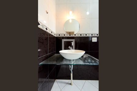 Apartamento à venda com 150m², 2 quartos e 1 vaga Apartamento à venda com 150m², 2 quartos e 1 vagaBanheiro 1