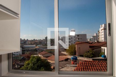 Apartamento à venda com 58m², 2 quartos e 2 vagas Apartamento à venda com 58m², 2 quartos e 2 vagasCozinha