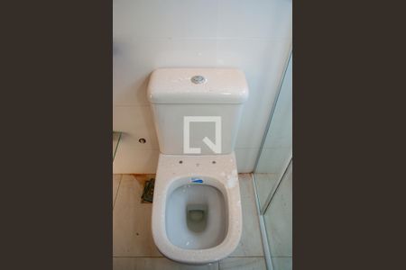 Apartamento à venda com 58m², 2 quartos e 2 vagas Apartamento à venda com 58m², 2 quartos e 2 vagasBanheiro da Suíte