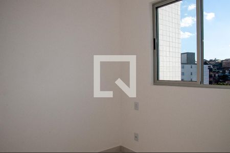 Quarto de apartamento à venda com 2 quartos, 68m² em Riacho das Pedras, Contagem