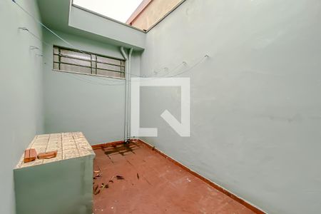 Casa à venda com 448m², 4 quartos e 4 vagas Casa à venda com 448m², 4 quartos e 4 vagasQuintal