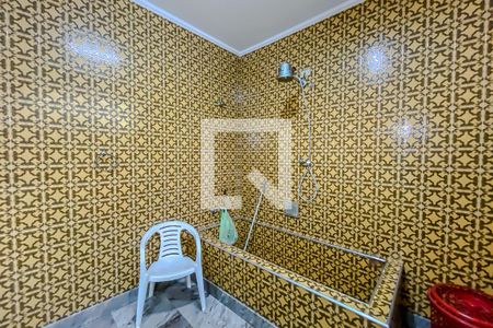 Casa à venda com 448m², 4 quartos e 4 vagas Casa à venda com 448m², 4 quartos e 4 vagasBanheiro 2