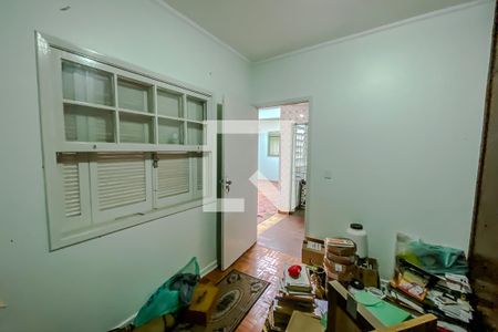 Casa à venda com 448m², 4 quartos e 4 vagas Casa à venda com 448m², 4 quartos e 4 vagasQuarto de Serviço