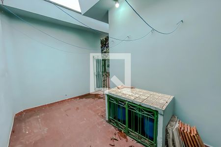 Casa à venda com 448m², 4 quartos e 4 vagas Casa à venda com 448m², 4 quartos e 4 vagasQuintal