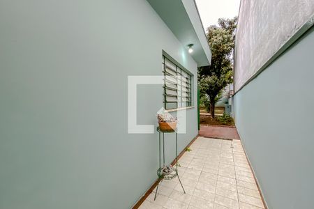 Casa à venda com 448m², 4 quartos e 4 vagas Casa à venda com 448m², 4 quartos e 4 vagasQuintal