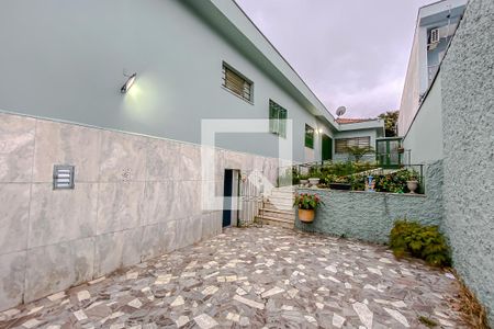 Casa à venda com 448m², 4 quartos e 4 vagas Casa à venda com 448m², 4 quartos e 4 vagasGaragem