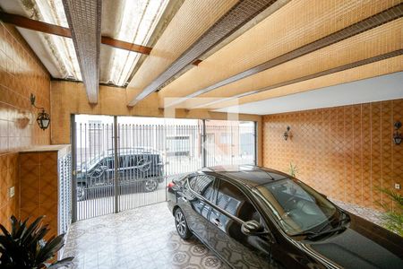 Casa à venda com 320m², 3 quartos e 3 vagas Casa à venda com 320m², 3 quartos e 3 vagasGaragem