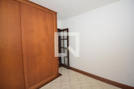Casa para alugar com 319m², 4 quartos e 1 vagaQuarto 2