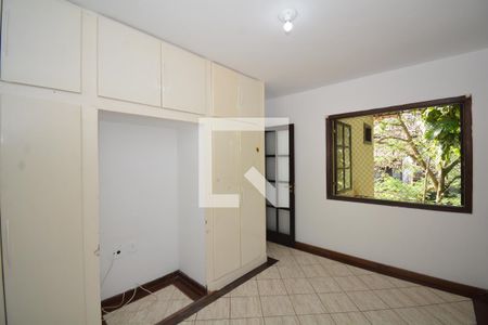 Casa para alugar com 319m², 4 quartos e 1 vagaQuarto 3