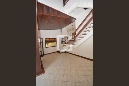 Sala de Estar de casa para alugar com 4 quartos, 319m² em Vila Valqueire, Rio de Janeiro