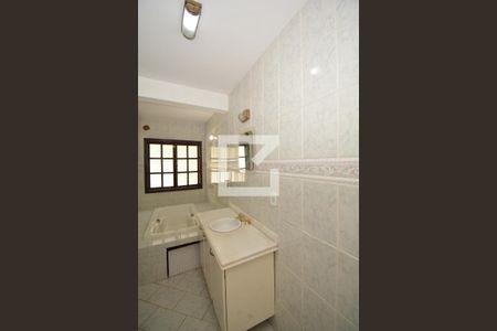 Casa para alugar com 319m², 4 quartos e 1 vagaBanheiro da Suíte