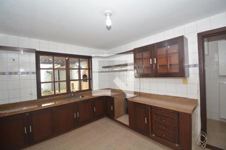 Casa para alugar com 319m², 4 quartos e 1 vagaCozinha