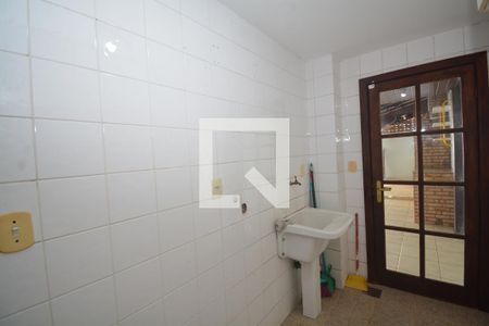 Casa para alugar com 319m², 4 quartos e 1 vagaÁrea de Serviço