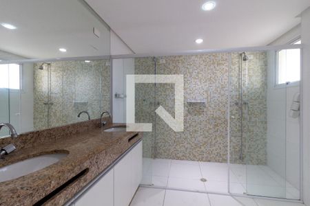 Apartamento para alugar com 386m², 3 quartos e 3 vagasBanheiro da suíte 2