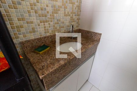 Apartamento para alugar com 386m², 3 quartos e 3 vagasDetalhe do banheiro de serviço
