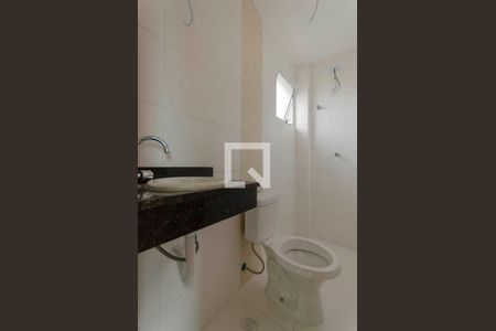 Apartamento à venda com 37m², 2 quartos e sem vaga Apartamento à venda com 37m², 2 quartos e sem vagaBanheiro